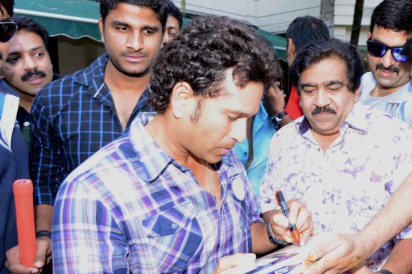 Telugu Warriors Team Meet Sachin Tendulkar & Laxman  