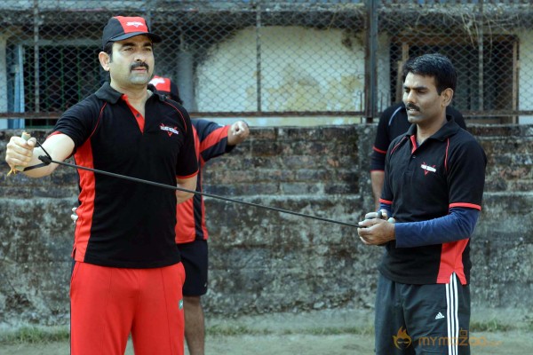  Telugu Warriors Vs Bengal Tigers CCL 3 Match Gallery 