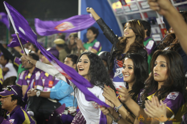  Telugu Warriors Vs Bengal Tigers CCL 3 Match Gallery 