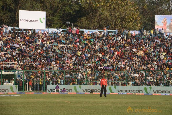  Telugu Warriors Vs Bengal Tigers CCL 3 Match Gallery 