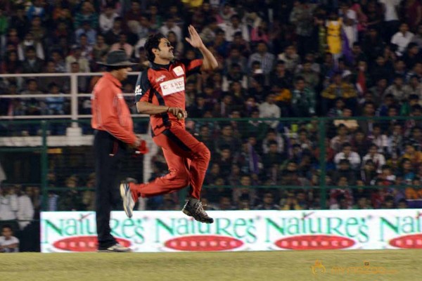  Telugu Warriors Vs Bengal Tigers CCL 3 Match Gallery 