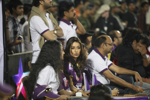  Telugu Warriors Vs Bengal Tigers CCL 3 Match Gallery 