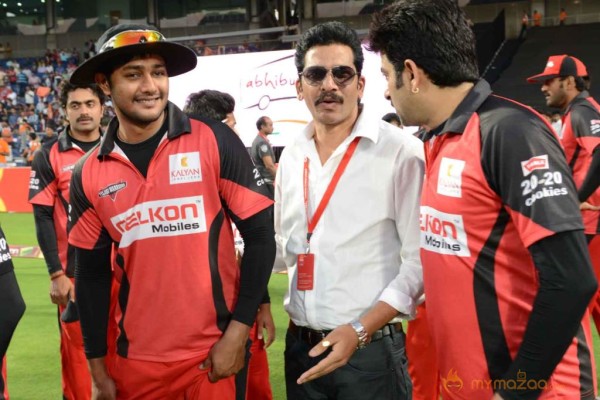 Telugu Warriors Vs Bhojpuri Dabanggs CCL 3 Match Gallery 