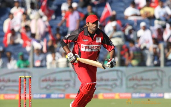 Telugu Warriors Vs Bhojpuri Dabanggs CCL 3 Match Gallery 