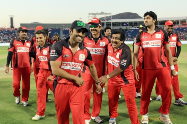 Telugu Warriors Vs Bhojpuri Dabanggs CCL 3 Match Gallery 