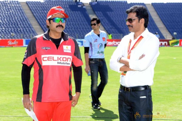 Telugu Warriors Vs Bhojpuri Dabanggs CCL 3 Match Gallery 