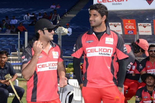 Telugu Warriors Vs Bhojpuri Dabanggs CCL 3 Match Gallery 