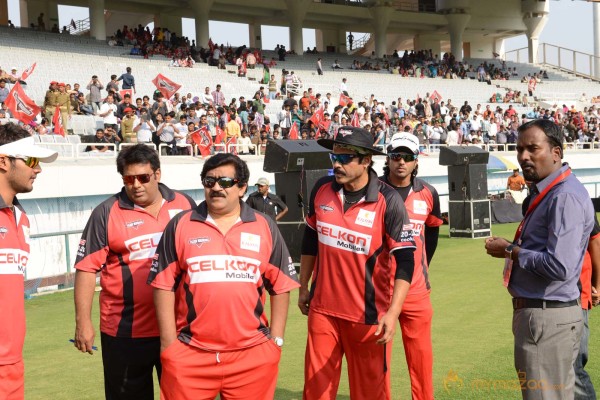 Telugu Warriors Vs Karnataka Bulldozers CCL 3 Match Gallery 