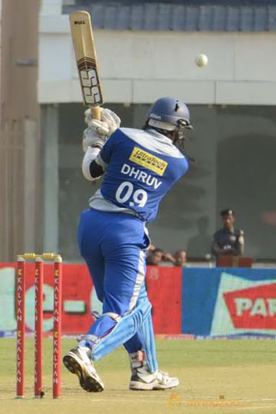 Telugu Warriors Vs Karnataka Bulldozers CCL 3 Match Gallery 