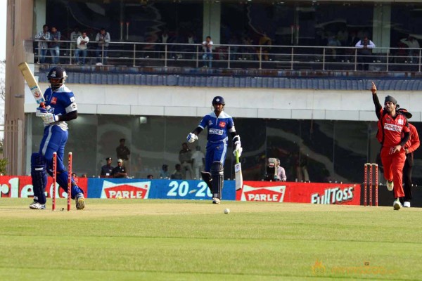 Telugu Warriors Vs Karnataka Bulldozers CCL 3 Match Gallery 