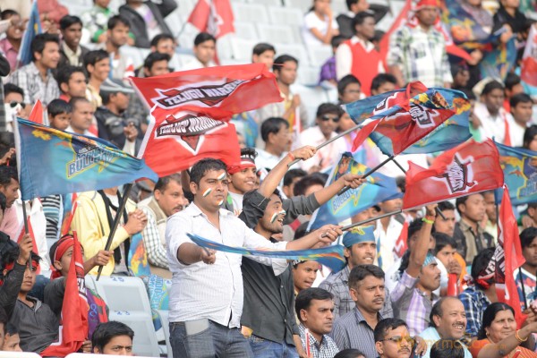 Telugu Warriors Vs Karnataka Bulldozers CCL 3 Match Gallery 