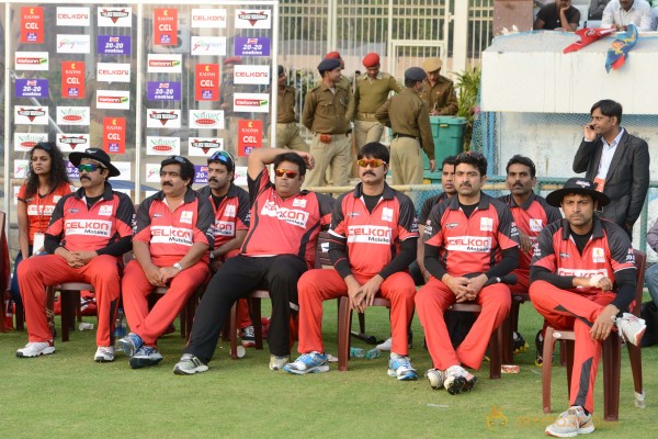 Telugu Warriors Vs Karnataka Bulldozers CCL 3 Match Gallery 