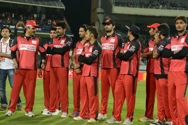 Telugu Warriors Vs Karnataka Bulldozers CCL 3 Match Gallery 