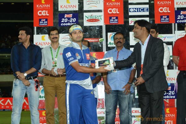 Telugu Warriors Vs Karnataka Bulldozers CCL 3 Match Gallery 