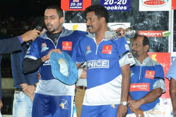 Telugu Warriors Vs Karnataka Bulldozers CCL 3 Match Gallery 