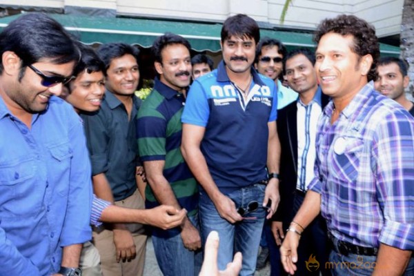 Telugu Warriors With Sachin Tendulkar  Photos