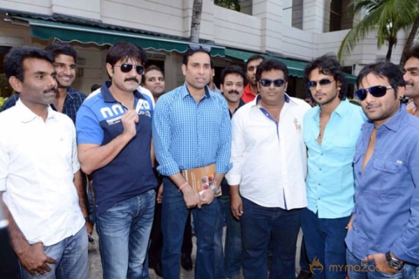 Telugu Warriors With Sachin Tendulkar  Photos