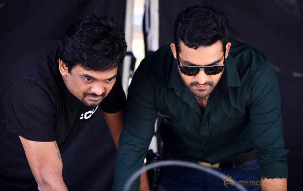  Temper Movie Working Stills 