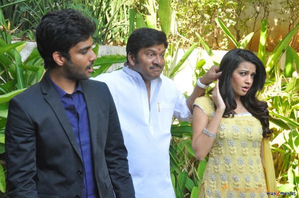 Thondi Movie Launch Gallery 