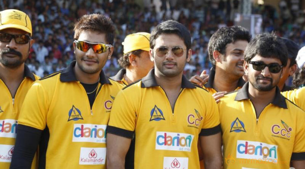 Tollywood VS Bollywood Cricket Match Photos