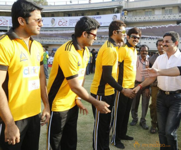 Tollywood VS Bollywood Cricket Match Photos