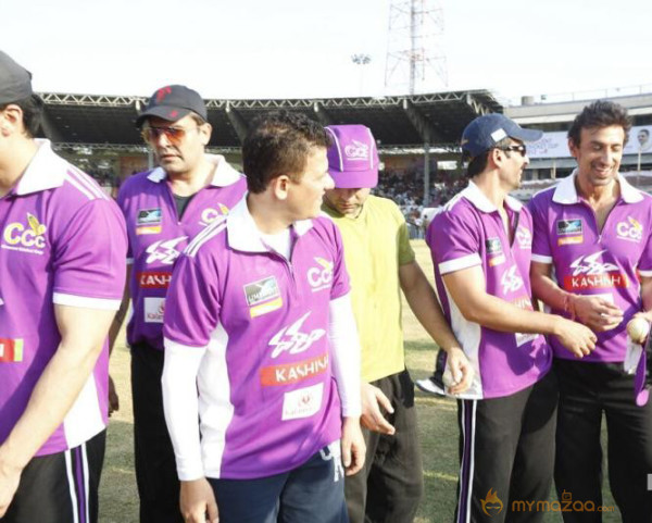 Tollywood VS Bollywood Cricket Match Photos