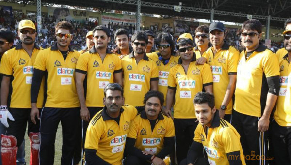 Tollywood VS Bollywood Cricket Match Photos