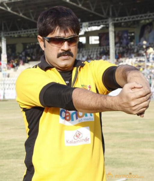 Tollywood VS Bollywood Cricket Match Photos