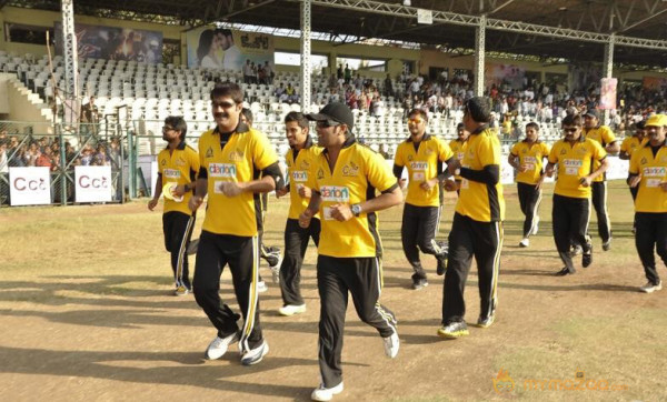 Tollywood VS Bollywood Cricket Match Photos