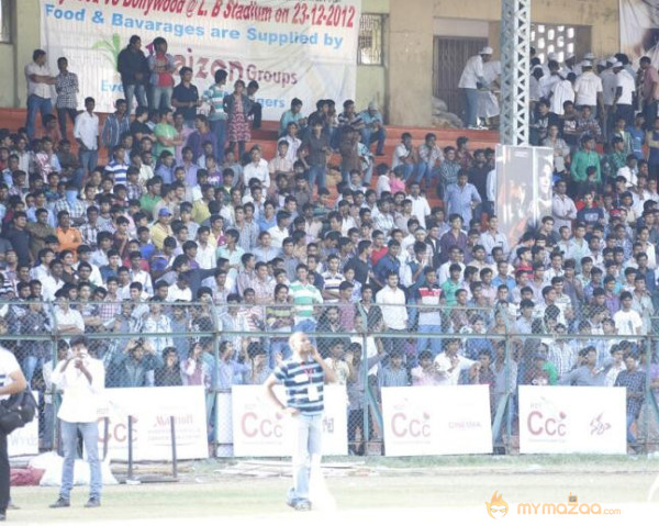 Tollywood VS Bollywood Cricket Match Photos