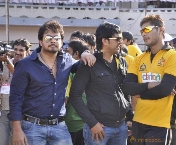 Tollywood VS Bollywood Cricket Match Photos