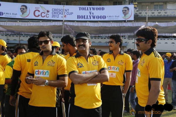 Tollywood VS Bollywood Cricket Match Photos