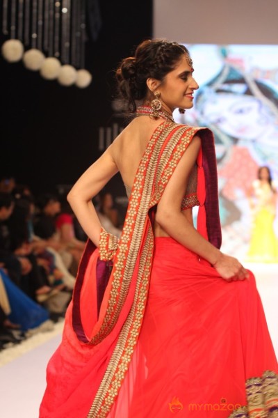 TV Celebs Walk the Ramp at IIJW 2013