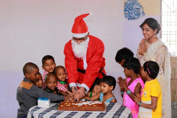  Vithika Varun Sandesh Christmas Celebrations 