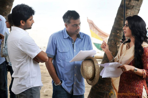 Yeto Vellipoyindi Manasu Movie Location Stills