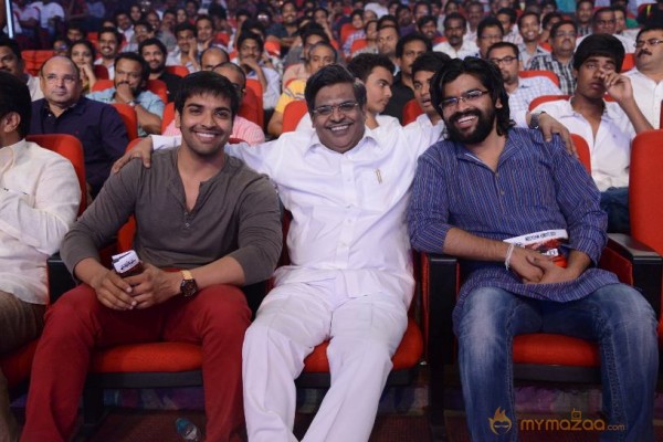 Yevadu Audio Launch Photos Set 3