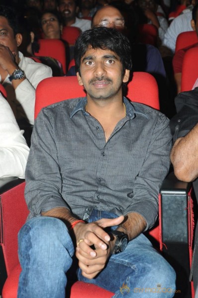 Yevadu Audio Launch Photos Set 5