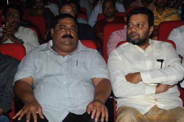 Yevadu Audio Launch Photos Set 5