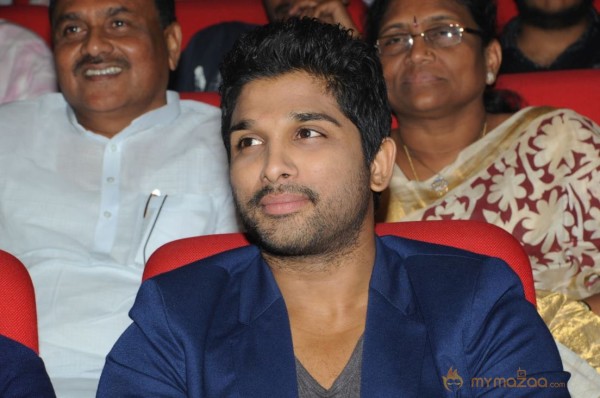 Yevadu Audio Launch Photos Set 5