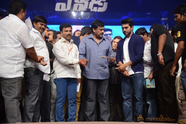 Yevadu Audio Launch Photos Set6