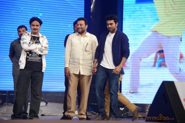 Yevadu Audio Launch Photos Set6