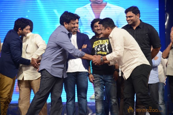 Yevadu Audio Launch Photos Set6