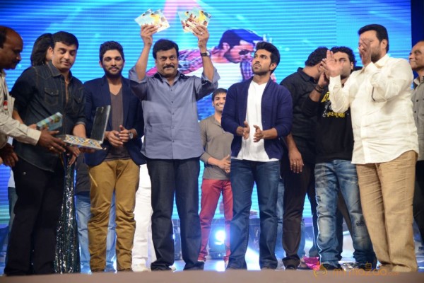 Yevadu Audio Launch Photos Set6