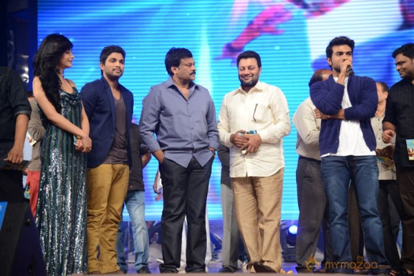 Yevadu Audio Launch Photos Set6