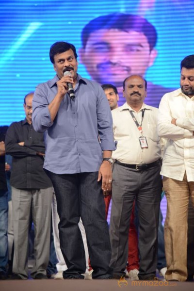 Yevadu Audio Launch Photos Set6