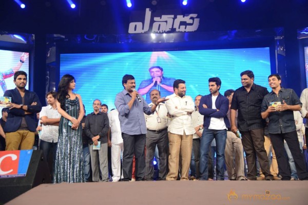 Yevadu Audio Launch Photos Set6