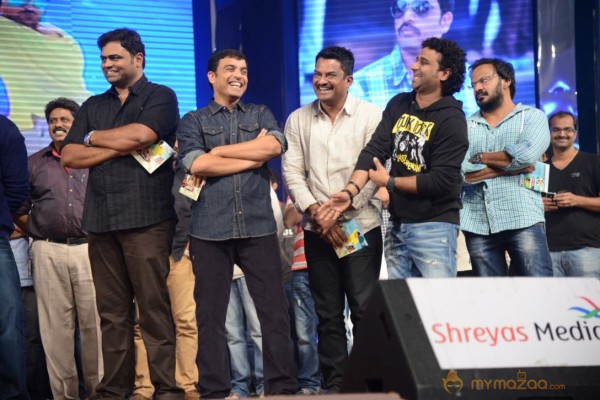 Yevadu Audio Launch Photos Set6