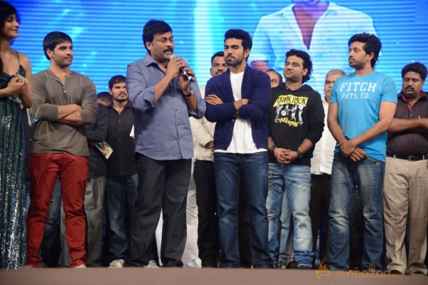 Yevadu Audio Launch Photos Set6