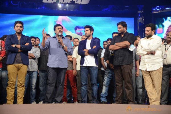 Yevadu Audio Launch Photos Set6