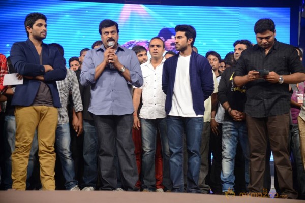 Yevadu Audio Launch Photos Set6